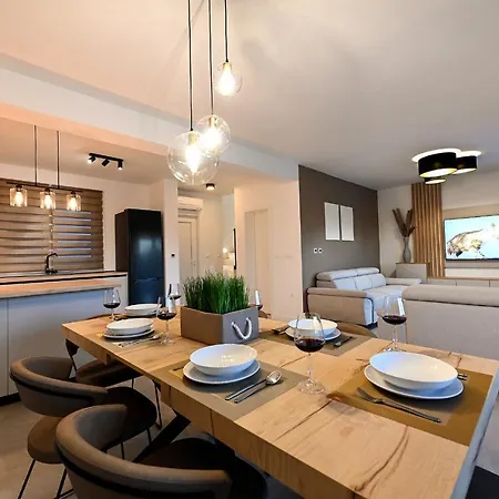 Nostro Porto With Pool Villa