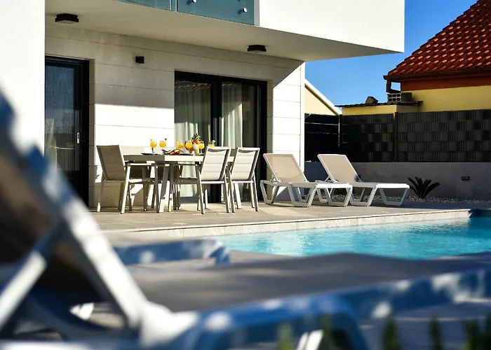 Nostro Porto With Pool 빌라 Kožino