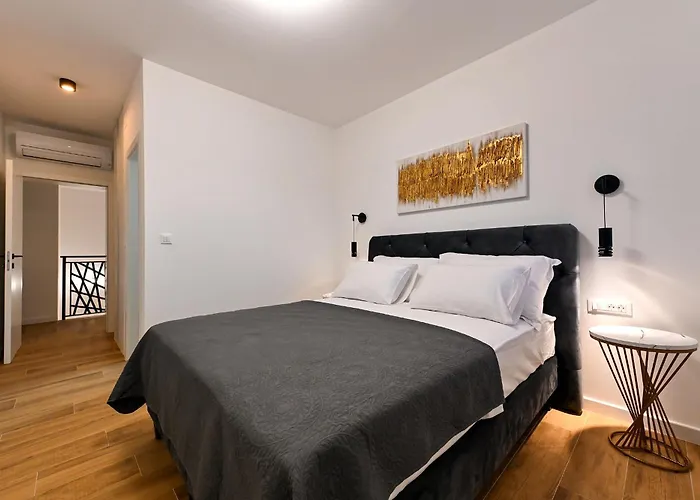 Nostro Porto With Pool Kožino