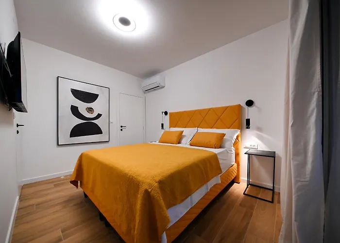 Nostro Porto With Pool 빌라 *